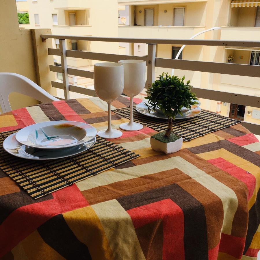 אלגהרו Holiday House מראה חיצוני תמונה