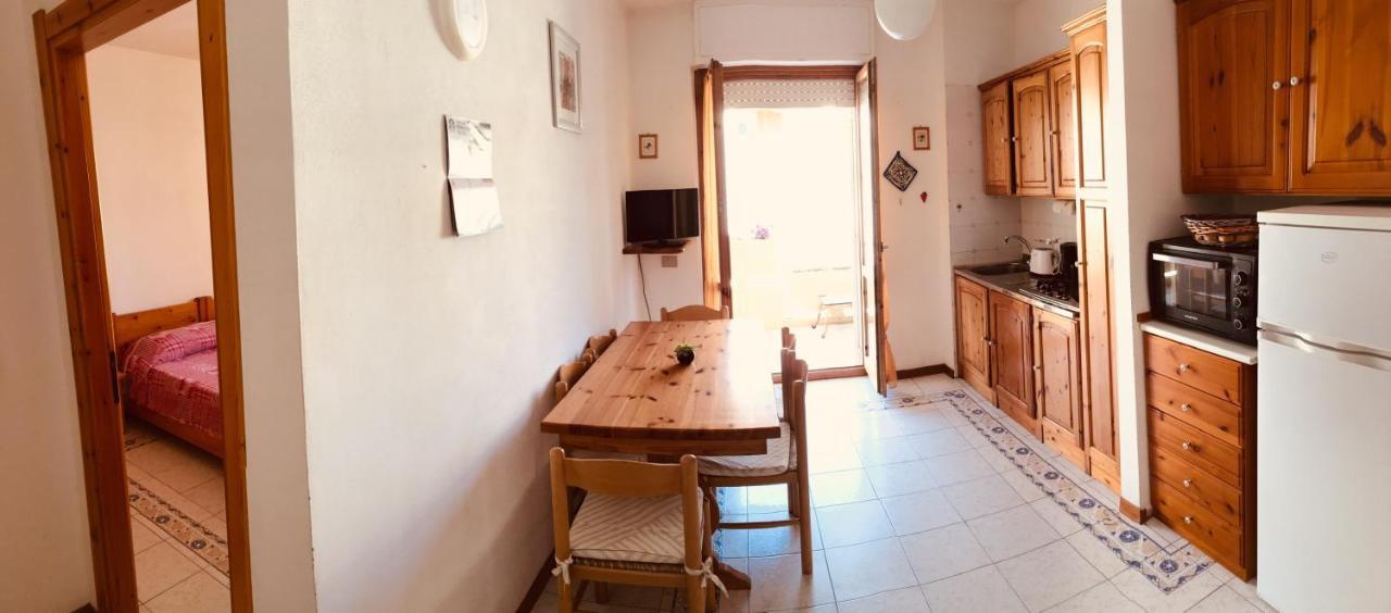 אלגהרו Holiday House מראה חיצוני תמונה