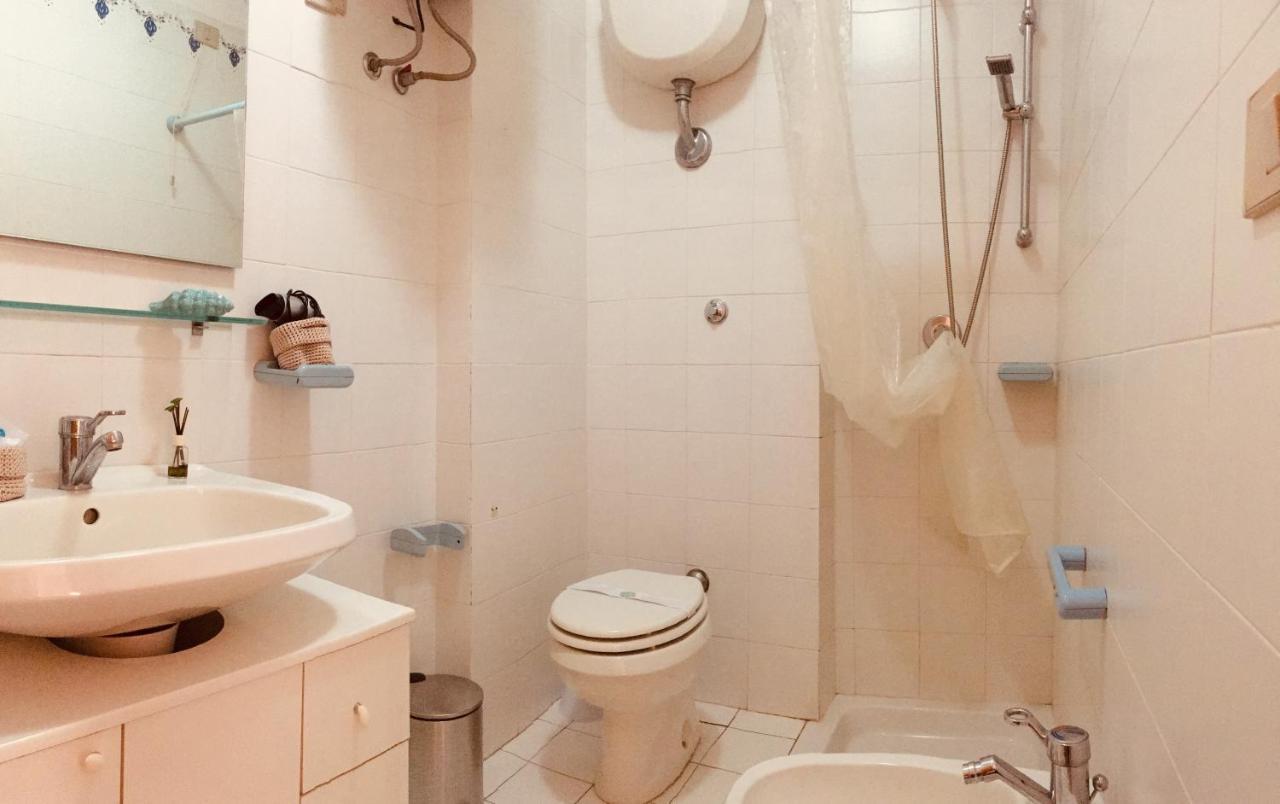 אלגהרו Holiday House מראה חיצוני תמונה