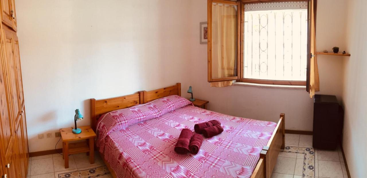 אלגהרו Holiday House מראה חיצוני תמונה