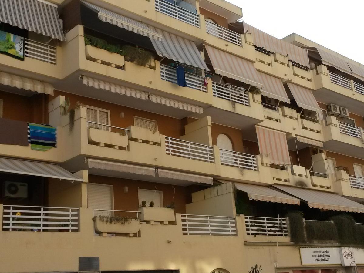 אלגהרו Holiday House מראה חיצוני תמונה